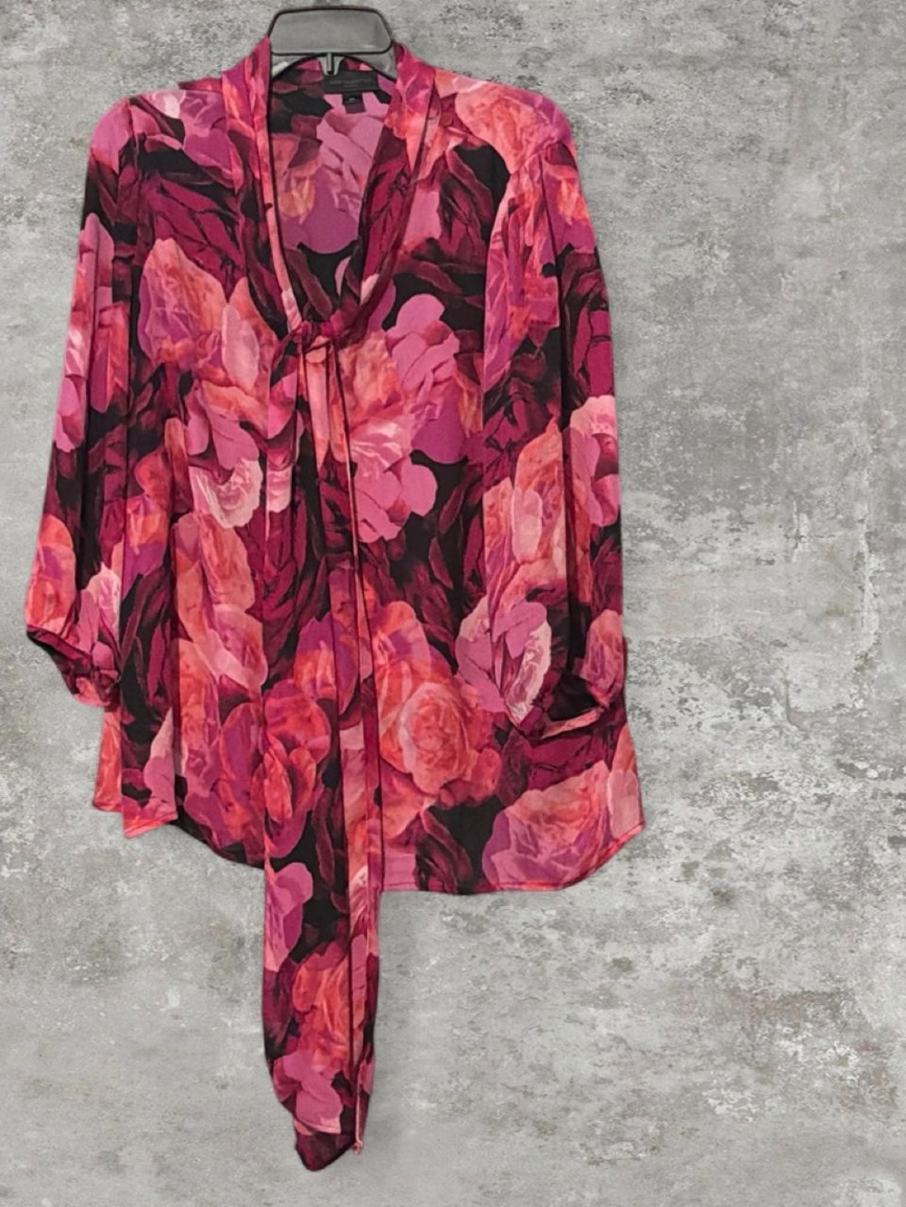 Worthington Floral Tie-Neck Blouse in Magenta and Black Size XL